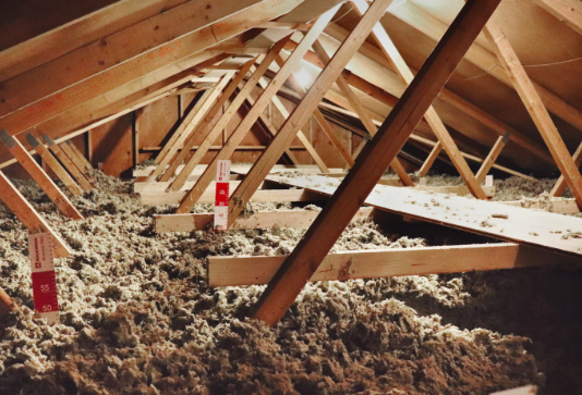 L'isolation des combles perdus est simple et efficace - doc. Rockwool